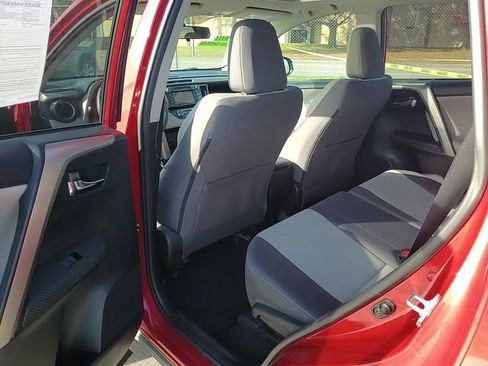 Used 2014 Toyota RAV4 XLE image 24