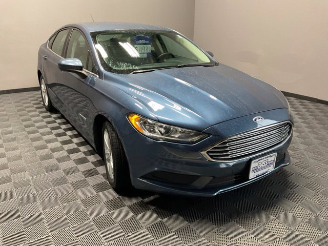 Used 2018 Ford Fusion S FWD image 2