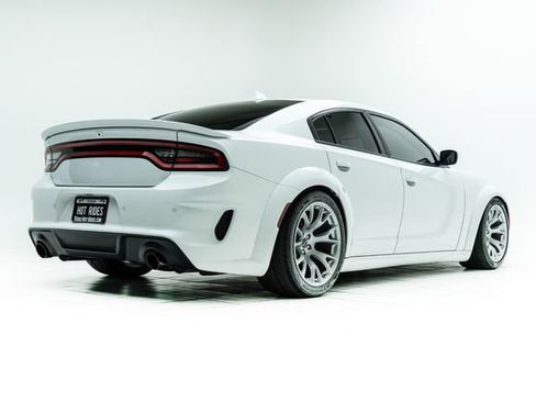 Used 2021 Dodge Charger SRT Hellcat image 12