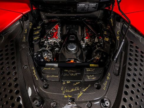 Certified 2022 Ferrari SF90 Spider image 31