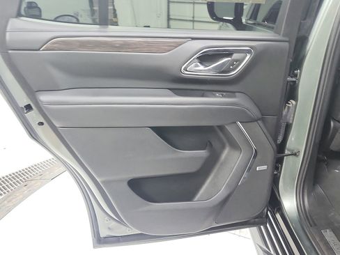 Used 2024 Chevrolet Tahoe LT image 33