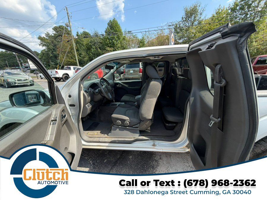 Used 2018 Nissan Frontier Desert Runner RWD image 15