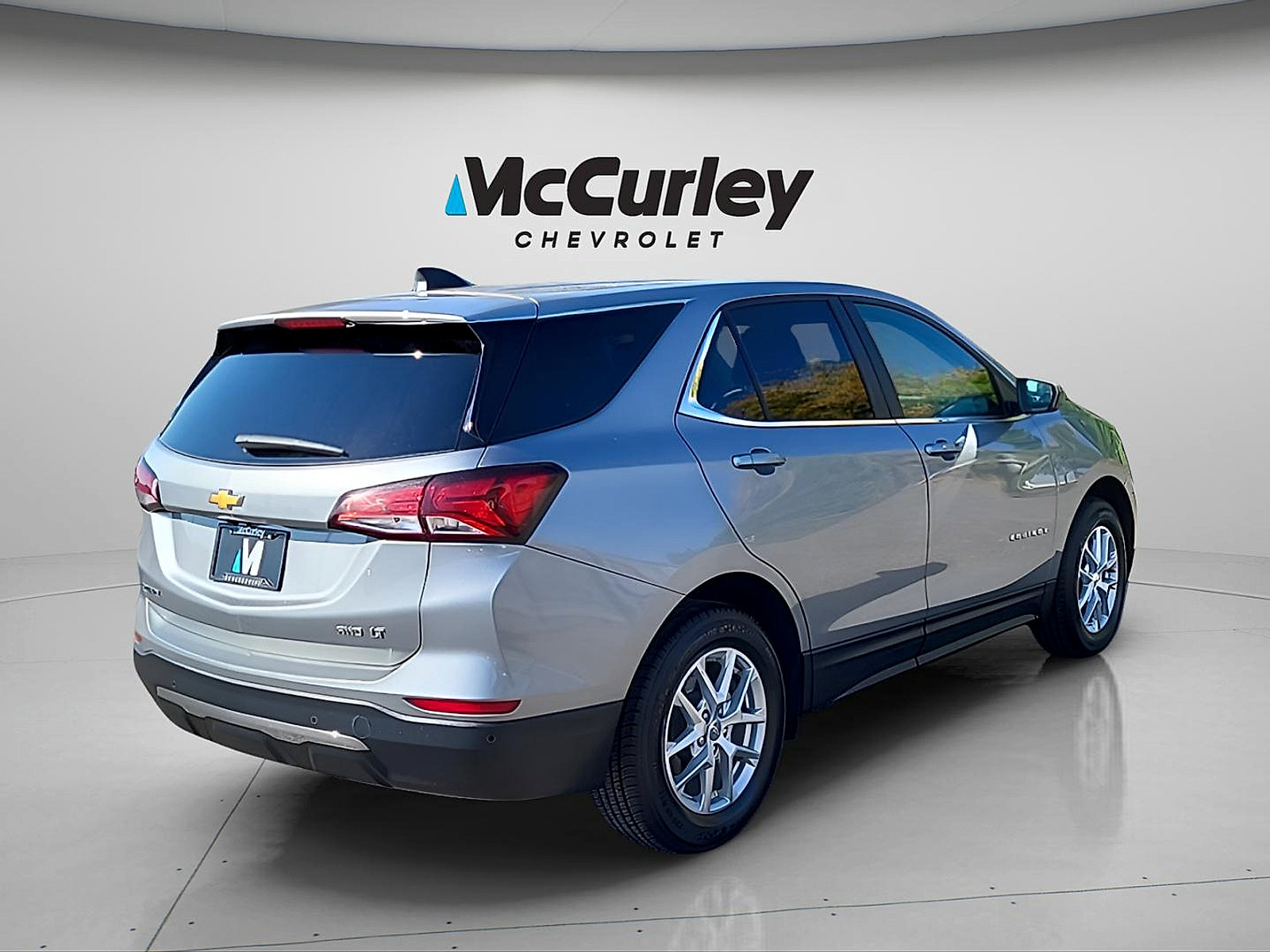 Used 2024 Chevrolet Equinox LT AWD/4WD image 7
