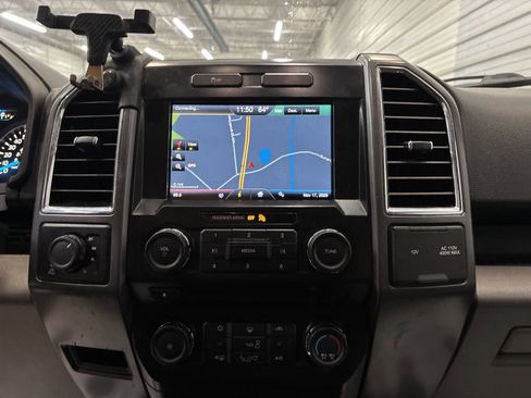 Used 2015 Ford F150 XLT w/ Equipment Group 302A Luxury image 16