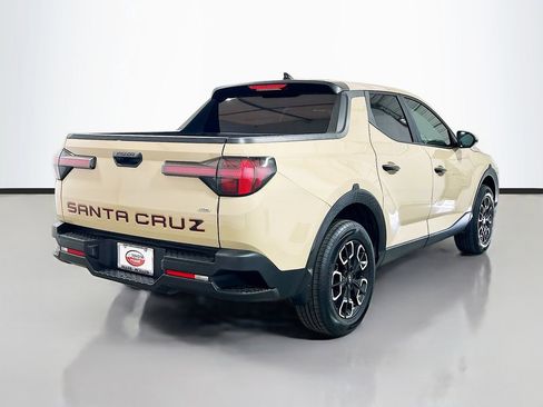Used 2023 Hyundai Santa Cruz SEL AWD/4WD image 4