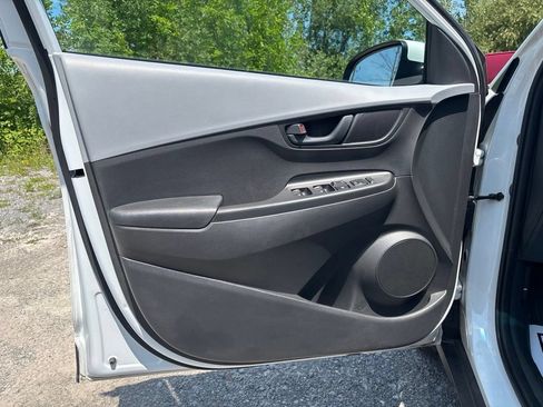 Used 2020 Hyundai Kona SEL AWD/4WD image 16
