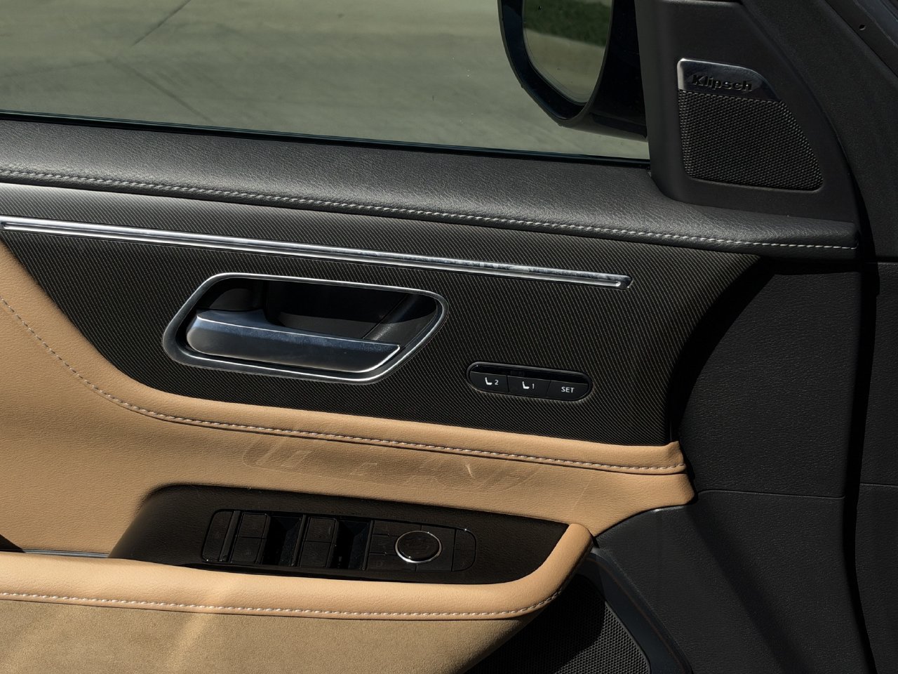 New 2027 INFINITI QX80 Luxe w/ Cargo Package RWD image 19