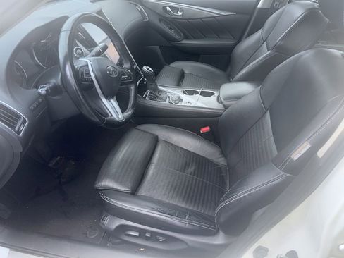 Used 2019 INFINITI Q50 Signature Edition w/ Cargo Package (L96) RWD image 3