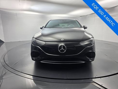Used 2023 Mercedes-Benz EQE 500 4MATIC Sedan image 2