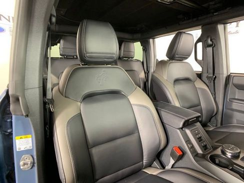 Used 2025 Ford Bronco Outer Banks image 29