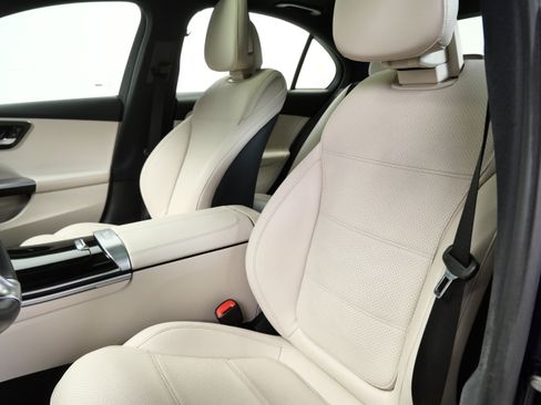 Certified 2022 Mercedes-Benz C 300 4MATIC Sedan image 15