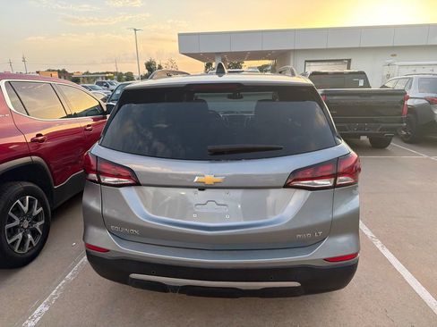 Used 2023 Chevrolet Equinox LT AWD/4WD image 4