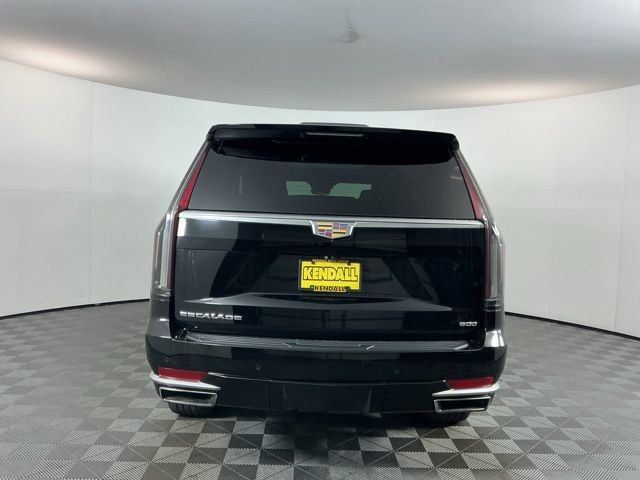 Used 2021 Cadillac Escalade Premium Luxury w/ Heavy-Duty Trailer Package AWD/4WD image 5