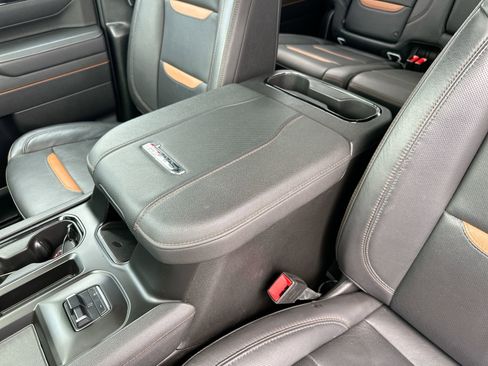 Used 2025 GMC Sierra 2500 AT4 AWD/4WD image 22
