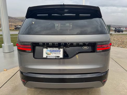Used 2021 Land Rover Discovery S R-Dynamic image 8
