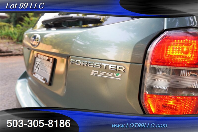 Used 2014 Subaru Forester 2.5i Premium AWD/4WD image 34