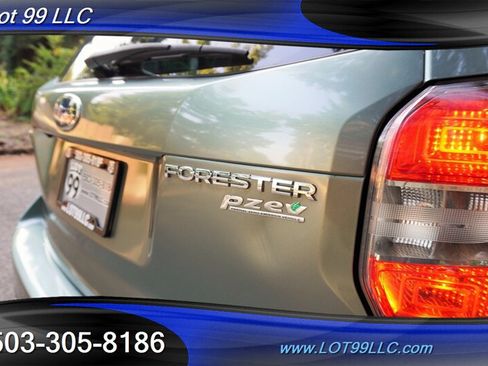 Used 2014 Subaru Forester 2.5i Premium AWD/4WD image 34