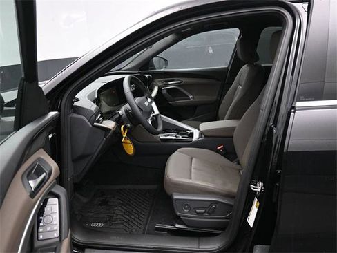 New 2025 Audi Q5 Premium image 9