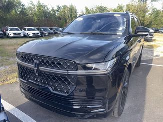 Used 2025 Lincoln Navigator Reserve w/ Jet Appearance Package 360° Tour