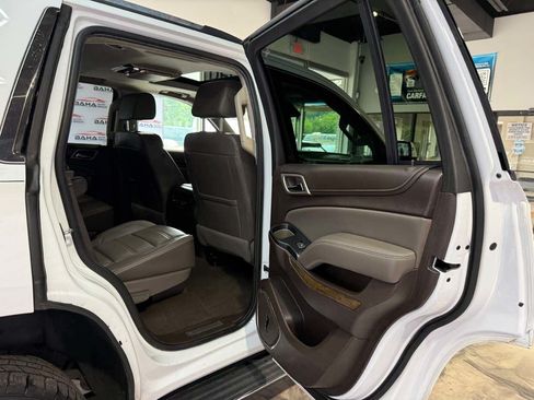 Used 2019 GMC Yukon Denali w/ Open Road Package AWD/4WD image 47