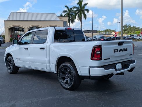 Used 2026 RAM 1500 Big Horn AWD/4WD image 4