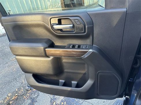 Used 2021 Chevrolet Silverado 1500 RST image 26