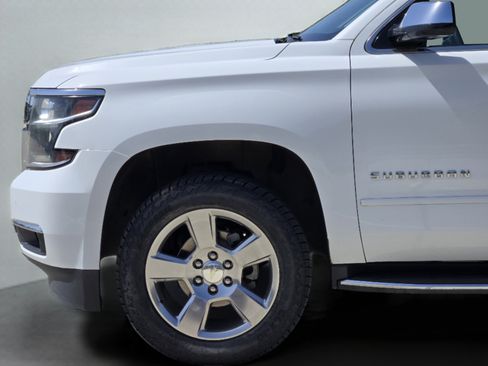 Used 2017 Chevrolet Suburban Premier RWD image 31