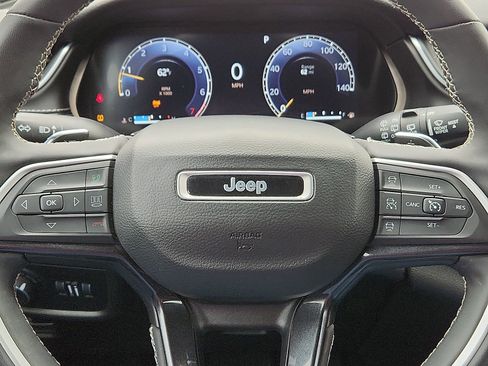 Used 2023 Jeep Grand Cherokee L Laredo AWD/4WD image 24
