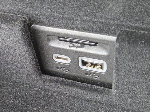 Used 2021 Cadillac XT6 Premium Luxury image 18