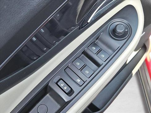 Used 2019 Buick Encore Sport Touring w/ Safety Package image 11