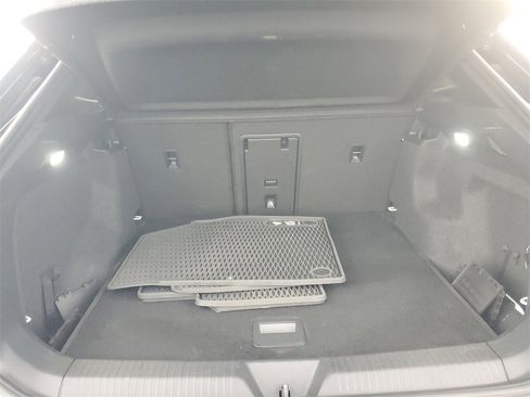 Used 2021 Volkswagen ID.4 1st Edition image 8