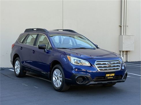 Used 2017 Subaru Outback 2.5i AWD/4WD image 3