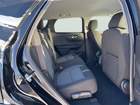 Used 2024 Chevrolet Blazer LT image 11