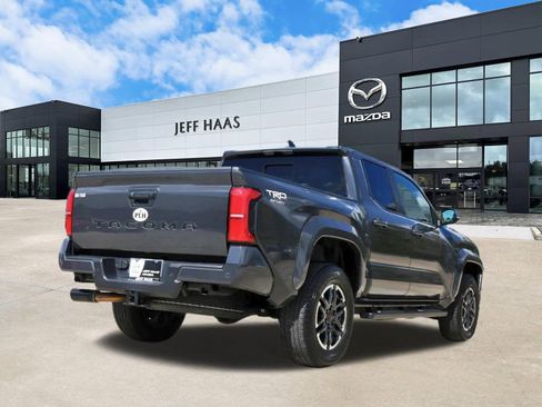 Used 2024 Toyota Tacoma TRD Sport w/ TRD Sport Upgrade Package image 3