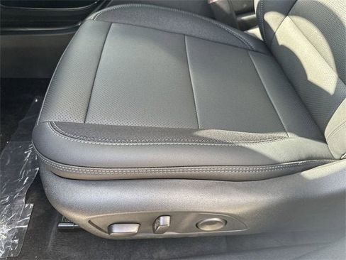 New 2026 Chevrolet Equinox EV LT image 14