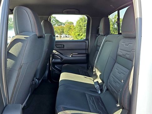 Used 2026 Nissan Frontier PRO-4X w/ Pro-4x Convenience Package AWD/4WD image 10