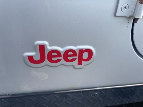 Used 2006 Jeep Wrangler Rubicon AWD/4WD image 15