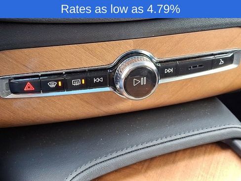 Certified 2024 Volvo XC90 B6 Plus w/ Protection Package Premier image 19