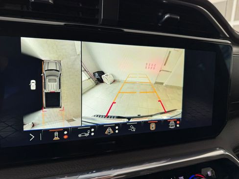 Certified 2025 GMC Sierra 1500 Denali w/ Denali Reserve Package image 22