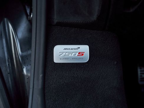 Used 2026 McLaren 750S image 36
