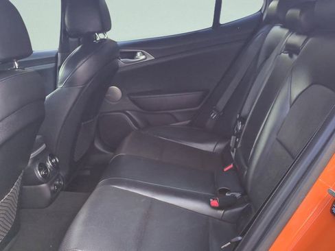 Used 2019 Kia Stinger GTS image 12