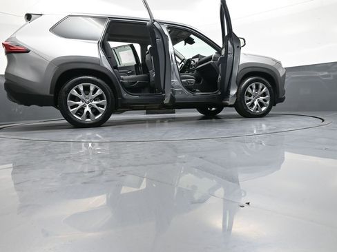 Certified 2025 Toyota Grand Highlander AWD Hybrid image 50