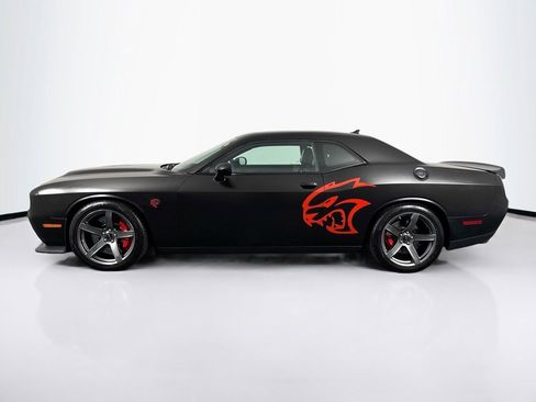 Used 2021 Dodge Challenger SRT Hellcat w/ Plus Package image 7