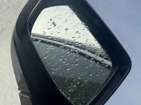 Used 2025 Cadillac XT6 Premium Luxury image 22