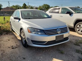 Used 2015 Volkswagen Passat 1.8T S FWD video 2