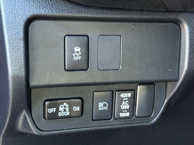 Used 2023 Toyota Tacoma TRD Off-Road AWD/4WD image 21
