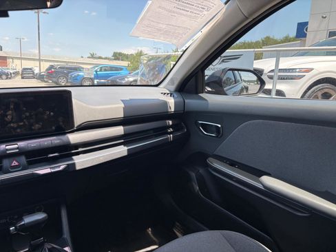 Used 2025 Kia K4 EX FWD image 20