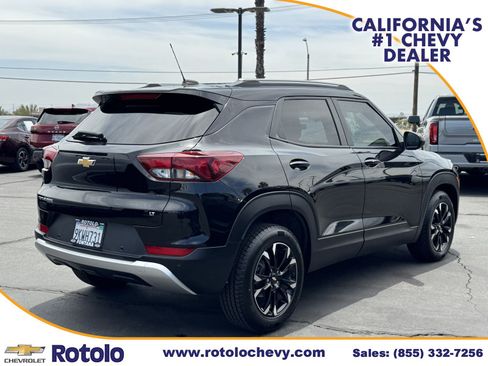 Used 2022 Chevrolet TrailBlazer LT w/ Driver Confidence Package FWD image 5