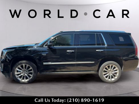 Used 2020 Cadillac Escalade Premium Luxury AWD/4WD image 13