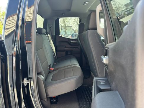 Used 2019 Chevrolet Silverado 1500 Custom Trail Boss w/ Custom Convenience Package AWD/4WD image 16